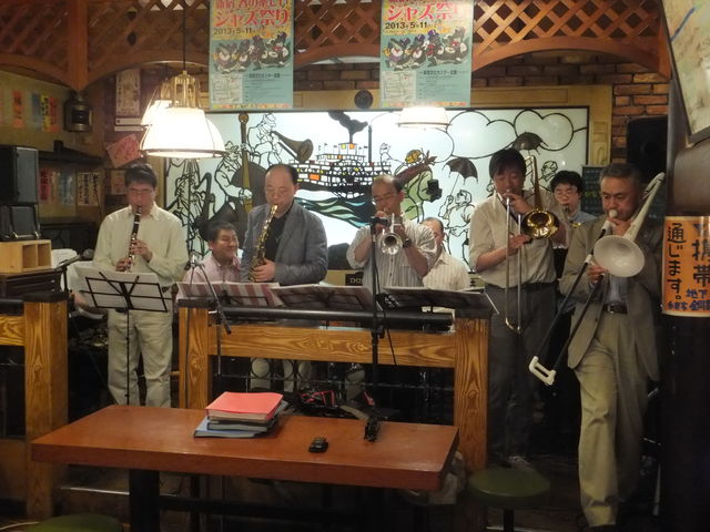 �ł��グ�͓���