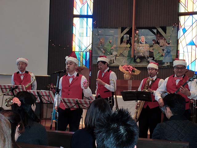 ���ǂ��B���Ŋy��ŉ��t�ɎQ��