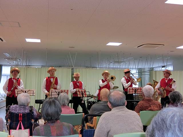 �k���̗��݂̂Ȃ���ƋL�O�B�e