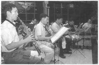 �V���L��